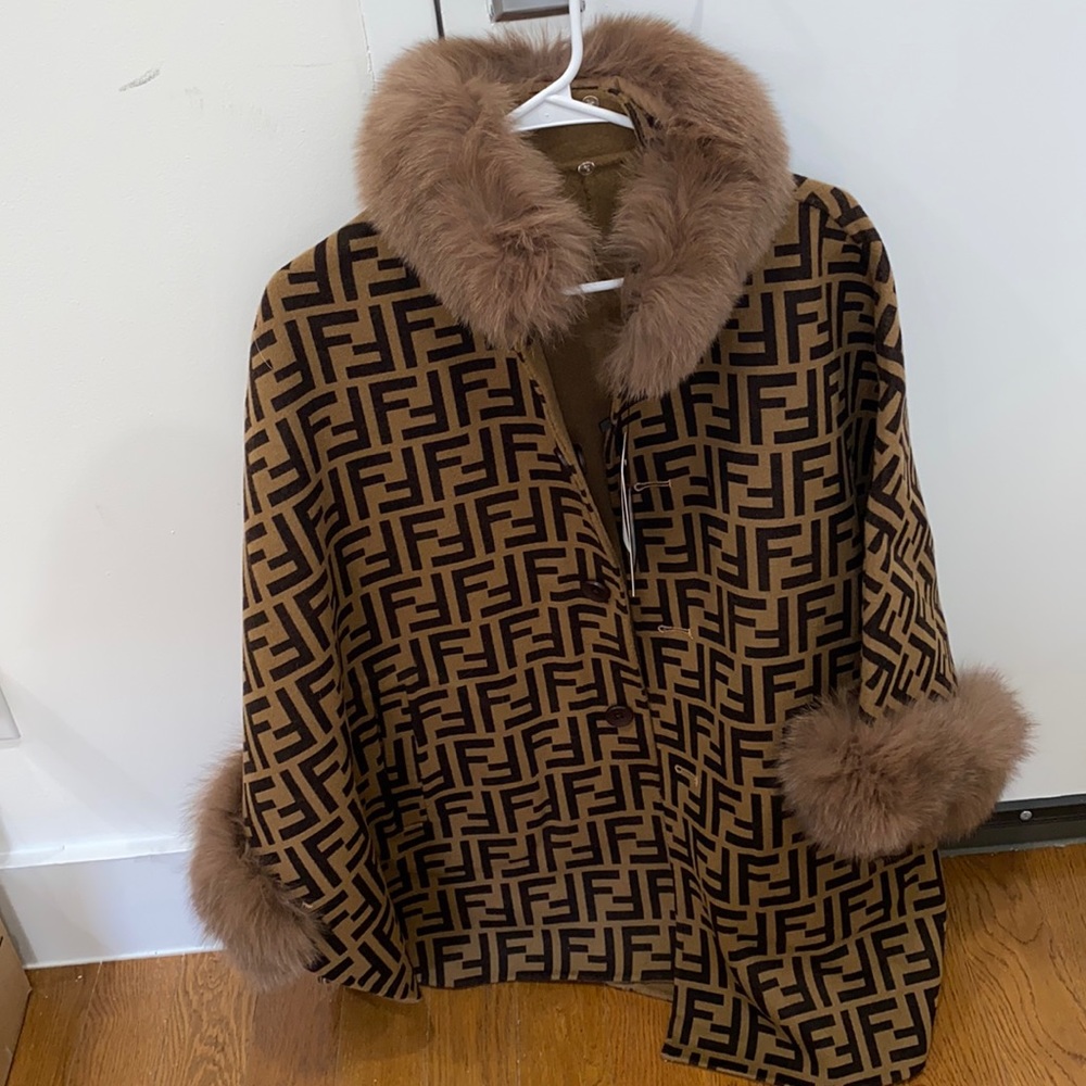 Fendi wool cape w/ real authentic fox fur lining